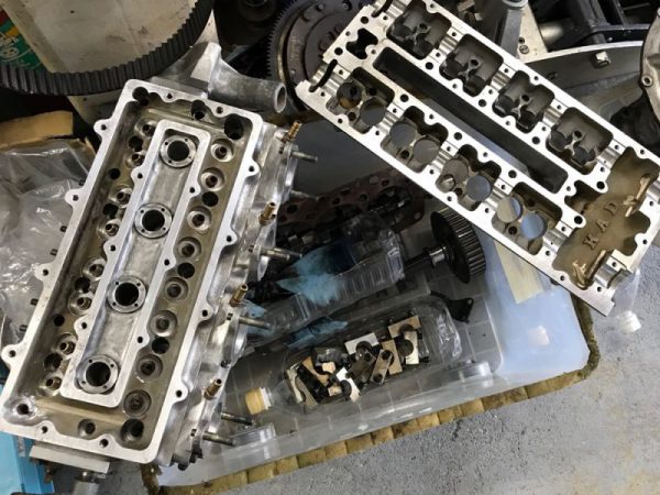 ミニ　エンジン　KAD TWINCAM 4
