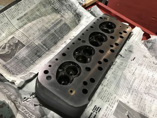 エンジンヘッド 面研